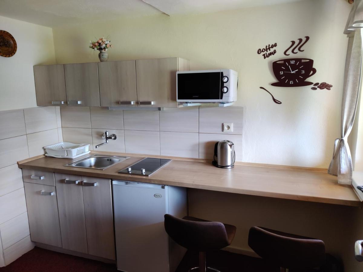 Apartmany Potok Bešeňová エクステリア 写真